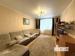 3-к квартира, вторичка, 73м2, 8/10 этаж